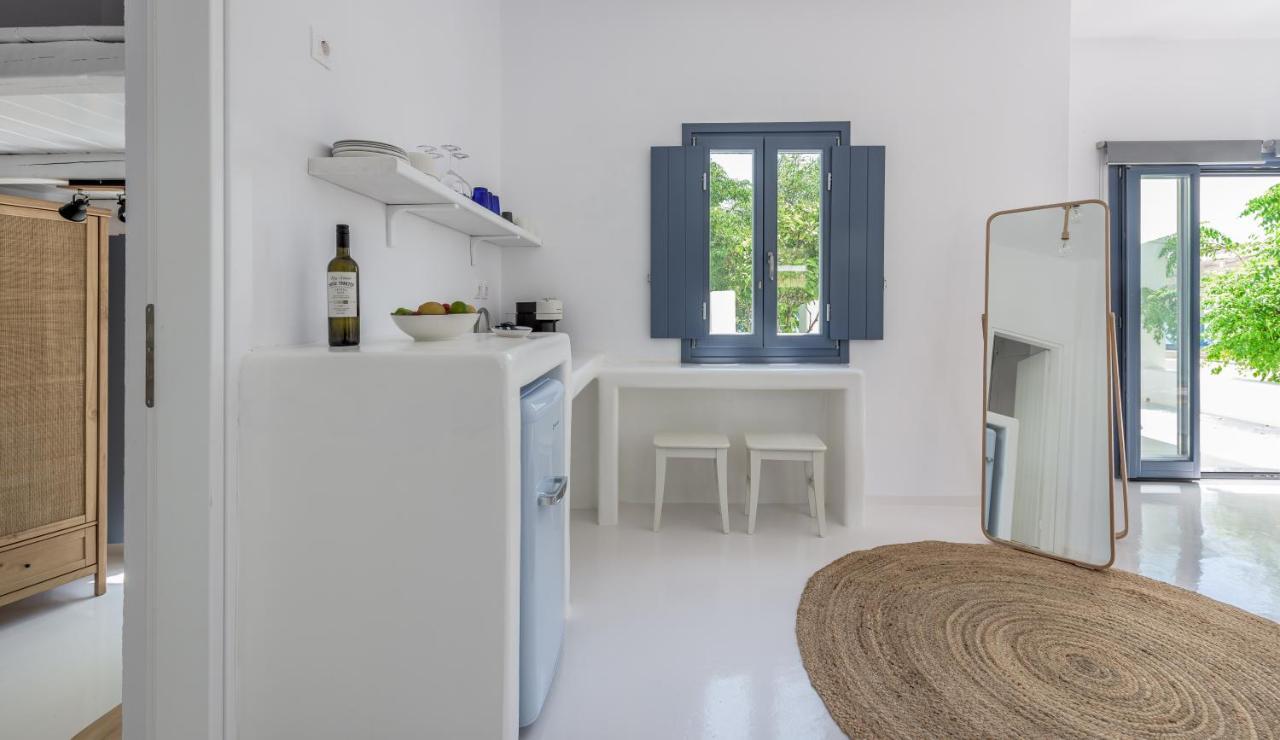 Ahinos Apartment Pollonia Bagian luar foto